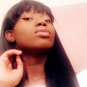 Meet your Posher, Charline